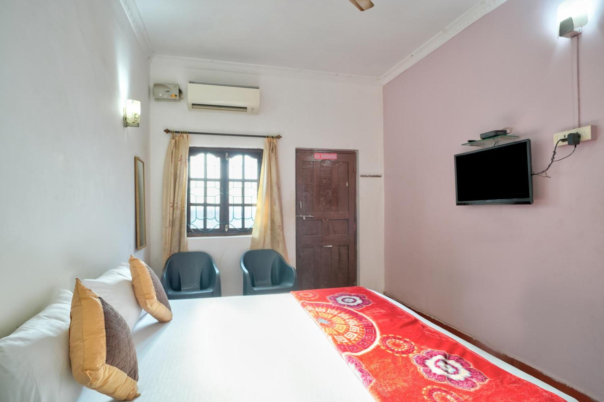 Om Sai Guest House Calangute Kültér fotó